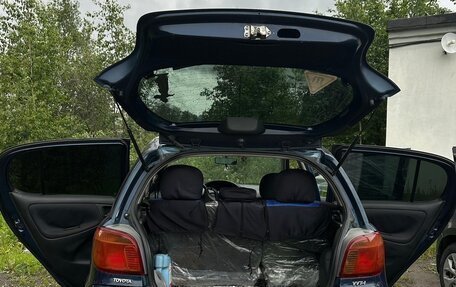 Toyota Yaris I рестайлинг, 2003 год, 200 000 рублей, 2 фотография
