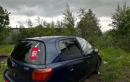 Toyota Yaris I рестайлинг, 2003 год, 200 000 рублей, 11 фотография