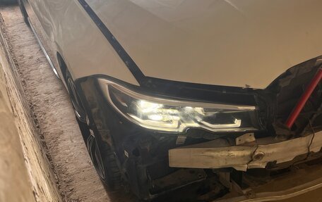 BMW 3 серия, 2019 год, 2 000 000 рублей, 2 фотография