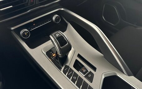 Geely Coolray I, 2022 год, 1 880 000 рублей, 15 фотография