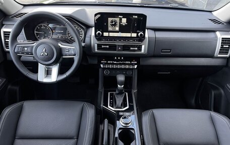 Mitsubishi L200, 2025 год, 5 690 000 рублей, 9 фотография