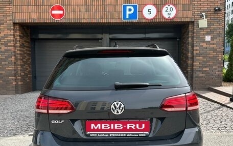 Volkswagen Golf VII, 2019 год, 1 510 000 рублей, 10 фотография