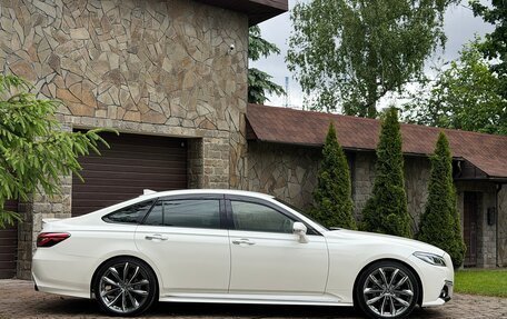 Toyota Crown, 2018 год, 3 650 000 рублей, 11 фотография
