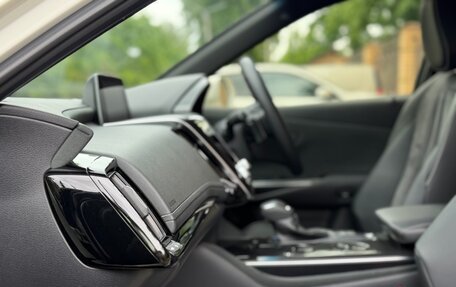 Toyota Crown, 2018 год, 3 650 000 рублей, 30 фотография