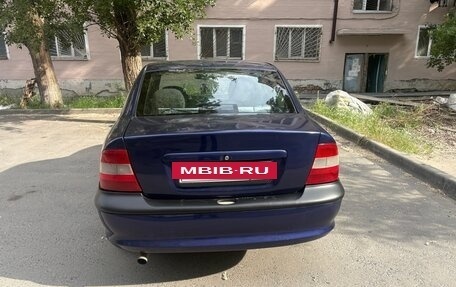 Opel Vectra B рестайлинг, 1997 год, 299 999 рублей, 3 фотография