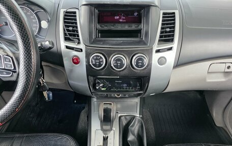 Mitsubishi Pajero Sport II рестайлинг, 2012 год, 1 569 000 рублей, 9 фотография