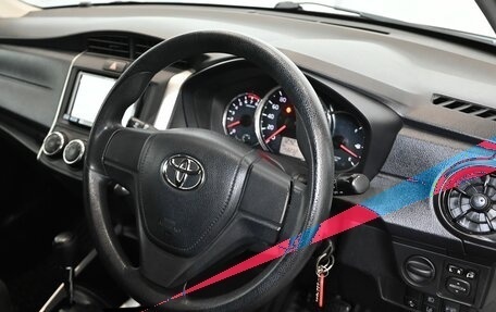 Toyota Corolla, 2017 год, 1 540 000 рублей, 13 фотография