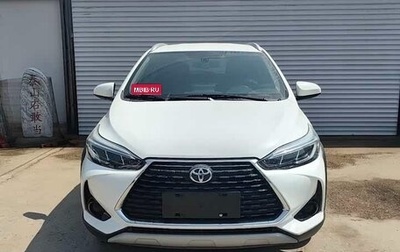 Toyota Yaris XP150 рестайлинг, 2022 год, 1 220 000 рублей, 1 фотография