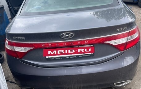 Hyundai Grandeur, 2012 год, 900 000 рублей, 15 фотография