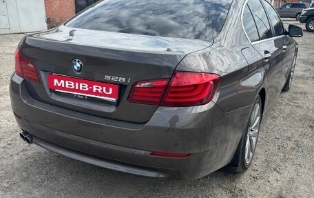 BMW 5 серия, 2012 год, 2 000 000 рублей, 14 фотография