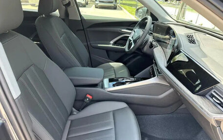 Audi Q5, 2025 год, 5 838 706 рублей, 12 фотография