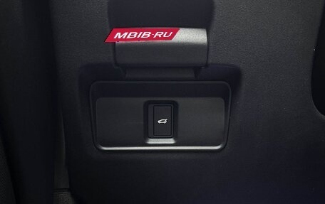 Land Rover Range Rover Evoque II, 2025 год, 6 490 000 рублей, 15 фотография