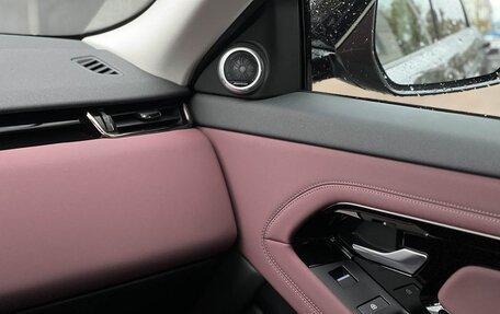 Land Rover Range Rover Evoque II, 2025 год, 6 490 000 рублей, 28 фотография