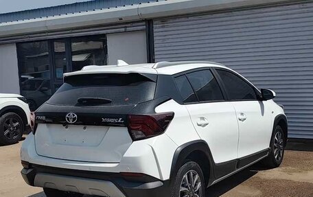 Toyota Yaris XP150 рестайлинг, 2022 год, 1 220 000 рублей, 4 фотография