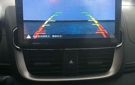 Toyota Yaris XP150 рестайлинг, 2022 год, 1 220 000 рублей, 8 фотография