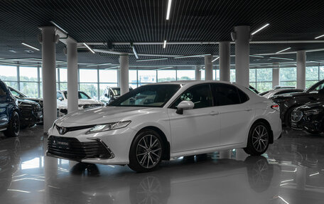 Toyota Camry, 2021 год, 3 500 000 рублей, 1 фотография