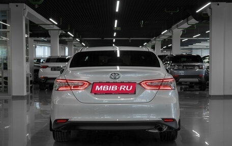 Toyota Camry, 2021 год, 3 500 000 рублей, 6 фотография