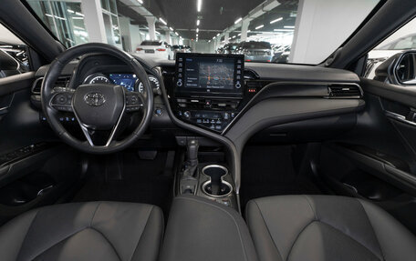 Toyota Camry, 2021 год, 3 500 000 рублей, 8 фотография