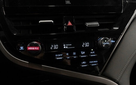 Toyota Camry, 2021 год, 3 500 000 рублей, 17 фотография