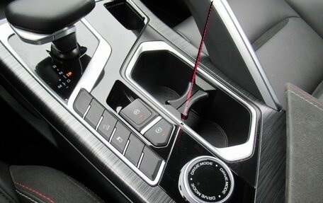 Geely Tugella FY11, 2023 год, 3 200 000 рублей, 19 фотография