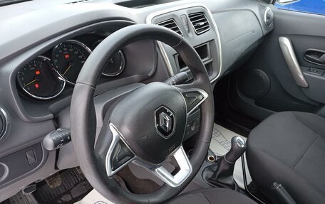 Renault Logan II, 2019 год, 652 000 рублей, 6 фотография