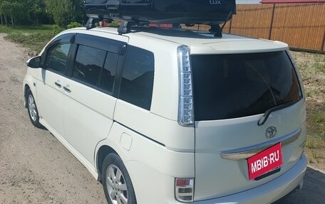 Toyota ISis I, 2014 год, 1 450 000 рублей, 3 фотография