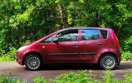 Mitsubishi Colt VI рестайлинг, 2005 год, 600 000 рублей, 3 фотография