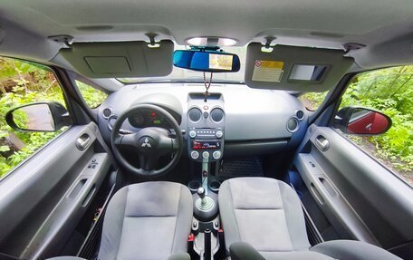 Mitsubishi Colt VI рестайлинг, 2005 год, 600 000 рублей, 9 фотография