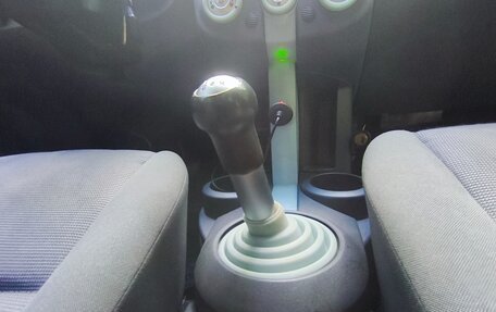 Mitsubishi Colt VI рестайлинг, 2005 год, 600 000 рублей, 11 фотография