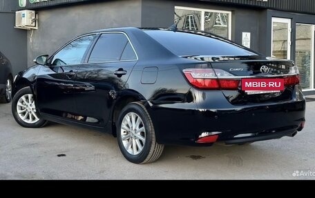 Toyota Camry, 2017 год, 1 690 000 рублей, 2 фотография
