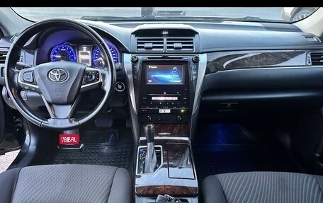 Toyota Camry, 2017 год, 1 690 000 рублей, 3 фотография