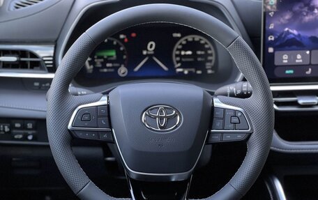 Toyota Highlander, 2026 год, 6 190 000 рублей, 11 фотография
