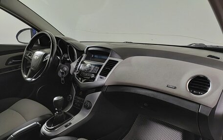 Chevrolet Cruze II, 2011 год, 590 000 рублей, 13 фотография