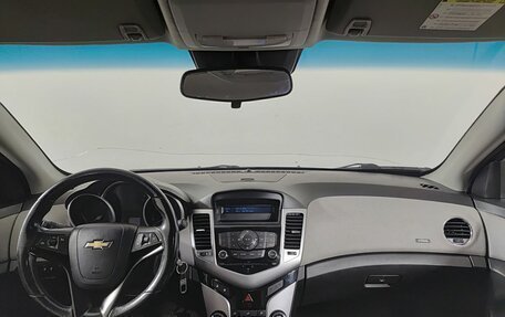 Chevrolet Cruze II, 2011 год, 590 000 рублей, 17 фотография