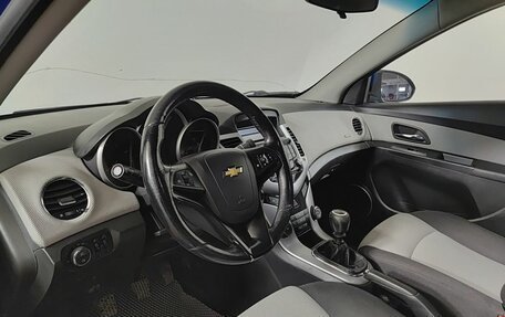 Chevrolet Cruze II, 2011 год, 590 000 рублей, 20 фотография