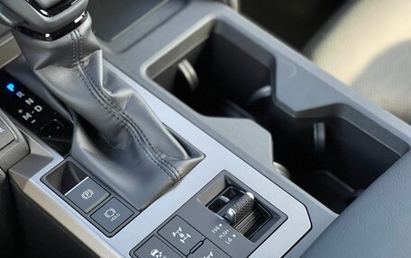 Toyota Land Cruiser Prado, 2025 год, 12 990 000 рублей, 26 фотография