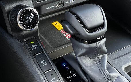 Toyota Land Cruiser Prado, 2025 год, 12 990 000 рублей, 28 фотография