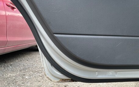 Volkswagen Polo IV рестайлинг, 2002 год, 250 000 рублей, 14 фотография