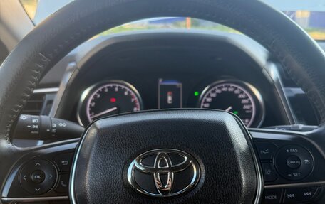 Toyota Camry, 2021 год, 2 990 000 рублей, 11 фотография