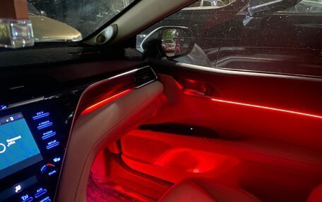 Toyota Camry, 2018 год, 2 650 000 рублей, 6 фотография