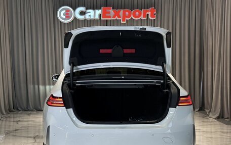 BMW 5 серия, 2023 год, 5 700 000 рублей, 18 фотография