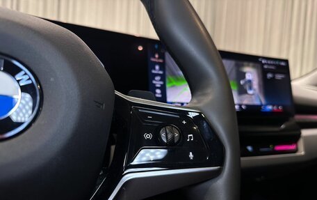 BMW 5 серия, 2023 год, 5 700 000 рублей, 12 фотография