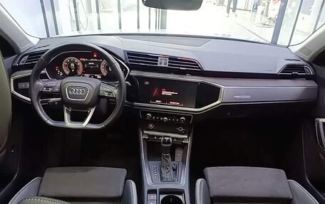 Audi Q3, 2023 год, 2 695 080 рублей, 4 фотография