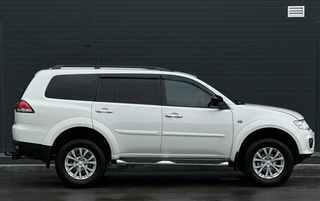 Mitsubishi Pajero Sport II рестайлинг, 2014 год, 1 949 000 рублей, 10 фотография