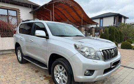 Toyota Land Cruiser Prado 150 рестайлинг 2, 2013 год, 3 100 000 рублей, 1 фотография