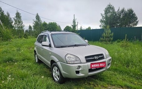 Hyundai Tucson III, 2004 год, 550 000 рублей, 1 фотография