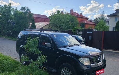 Nissan Pathfinder, 2007 год, 999 000 рублей, 1 фотография