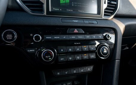 KIA Sportage IV рестайлинг, 2018 год, 1 795 000 рублей, 17 фотография