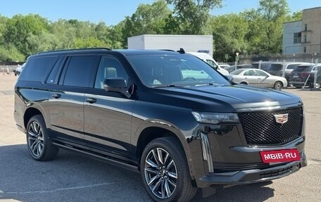 Cadillac Escalade V, 2023 год, 10 000 000 рублей, 3 фотография
