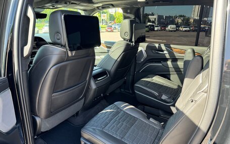 Cadillac Escalade V, 2023 год, 10 000 000 рублей, 13 фотография